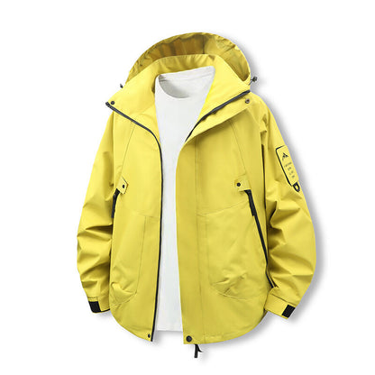 Functional and water-repellent outdoor jacket for men with adjustable hood collar Chic und Stil