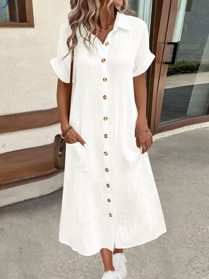 Robe chemise pour femmes avec des boutons décoratifs et des poches pratiques Chic und Stil