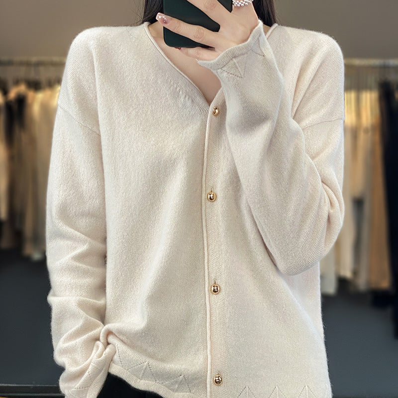 Dames Élégant Cardigan avec boutons dorés et design structuré Chic und Stil