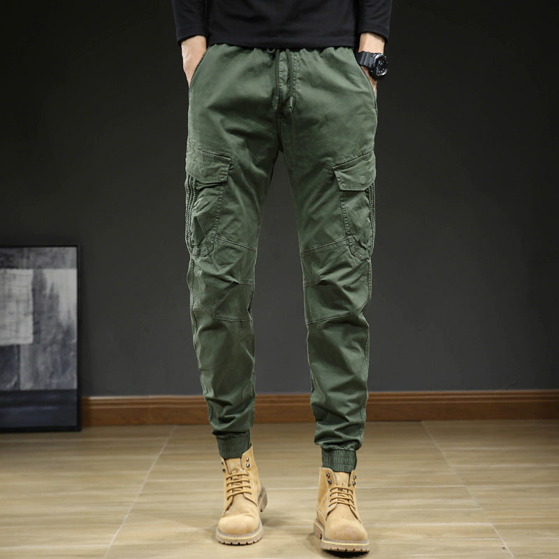 Chic and stylish urban cargo pants for men