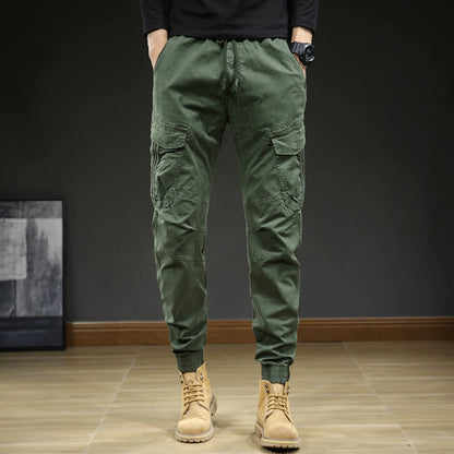 Chic and stylish urban cargo pants for men