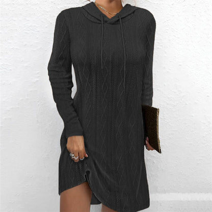 Robe en tricot pour femmes avec capuche et motif en torsades fines Chic und Stil