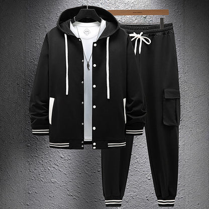 Men's sporty hoodie set and jogging pants with practical pocket and optimal fit Chic and Style