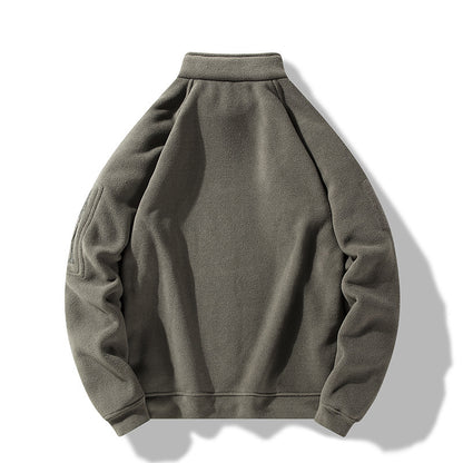 Fleece pullover for men with a high collar and practical zip pockets Chic und Stil