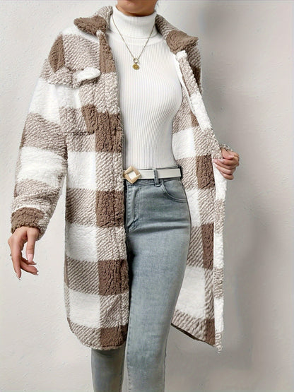 Dame Teddy-pull à capuche avec motif à carreaux et poches pratiques Chic und Stil