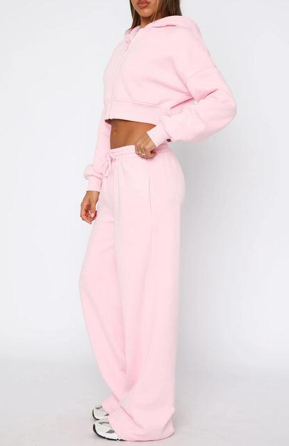 Casual women's hoodie set with short jacket and wide jogger pants Chic and Style