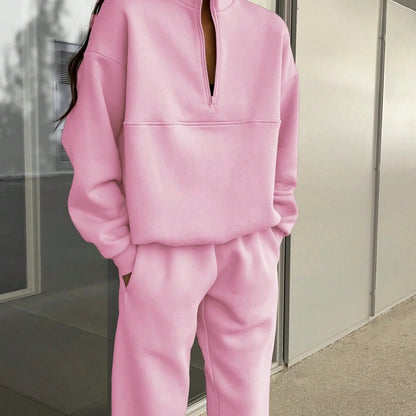 Chic and Style women's sweater and jogger pants set