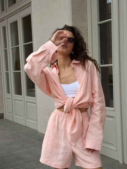 Ensemble blouse en lin décontracté et shorts Chic und Stil pour femmes