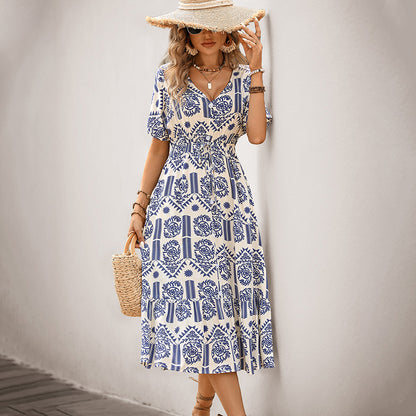Robe midi femme avec taille à cordon et motif floral Chic und Stil
