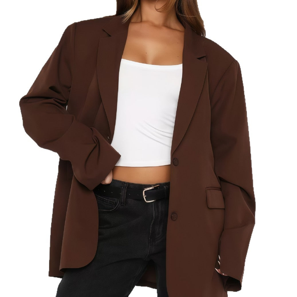 Blazer oversize pour femmes dans un style minimaliste Chic und Stil