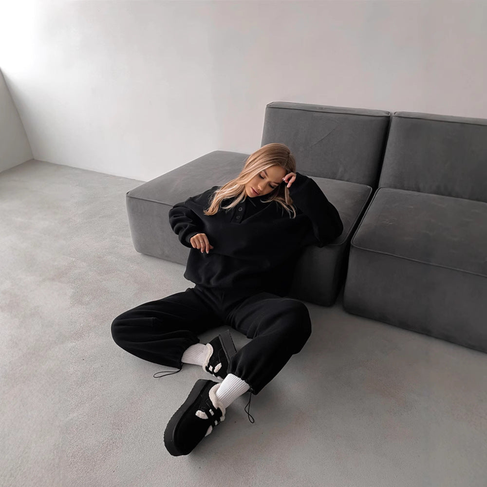 Casual sportswear for women with loose pants and chic collar Chic and Style