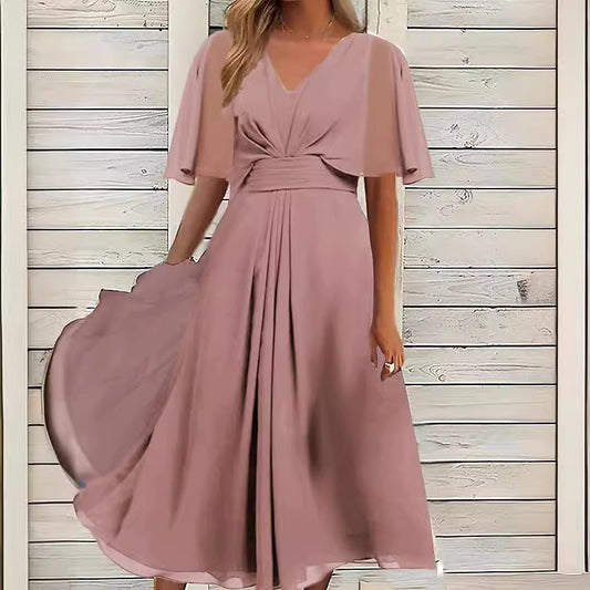 Robe midi élégante pour femmes en tissu fluide avec des manches asymétriques Chic und Stil
