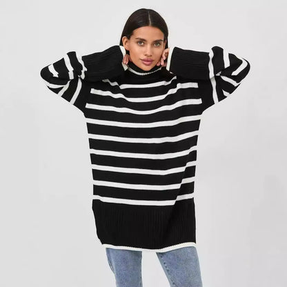 Pull à col roulé en tricot pour femmes avec un motif rayé moderne et une coupe oversized Chic und Stil