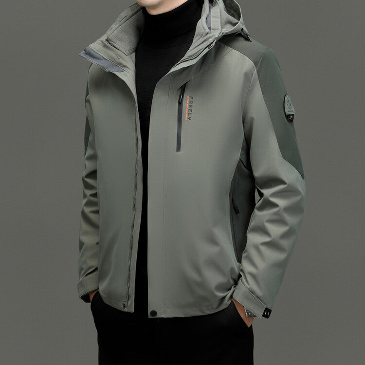 Functional jacket for men with innovative water-repellent properties Chic and Style