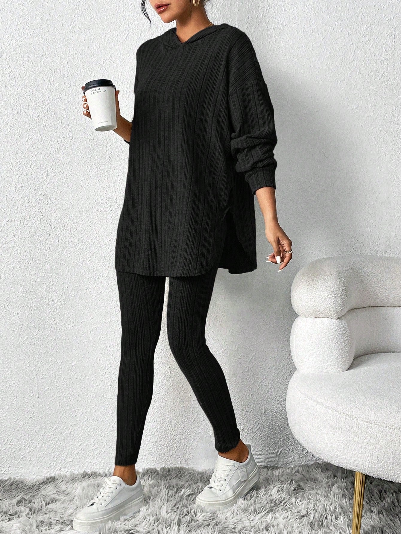 Ensemble décontracté pour dames avec pull oversize et leggings Chic und Stil