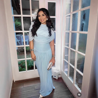 Robe maxi femme avec fronces décoratives et drapé élégant Chic und Stil