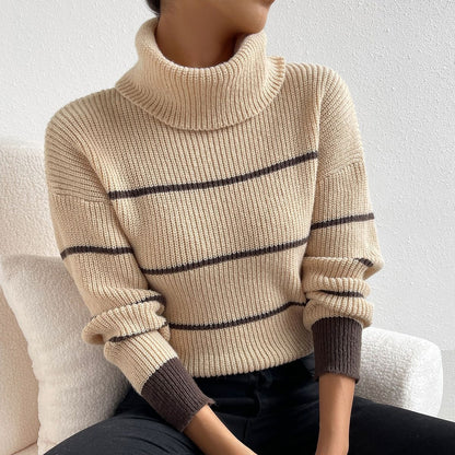Pull femme avec col haut et motif rayé Chic und Stil