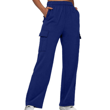 Comfortable cargo pants for women with side pockets Chic und Stil