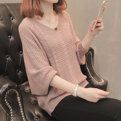 Pull léger en tricot pour femmes avec décolleté en V et motif ajouré Chic und Stil