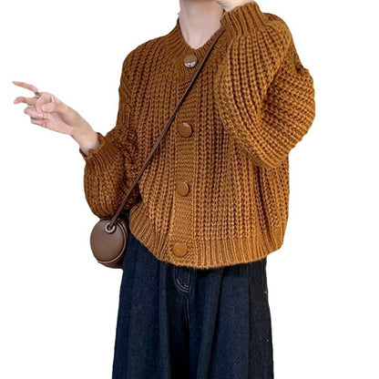 Dames gros tricot cardigan avec gros boutons et coupe décontractée Chic und Stil