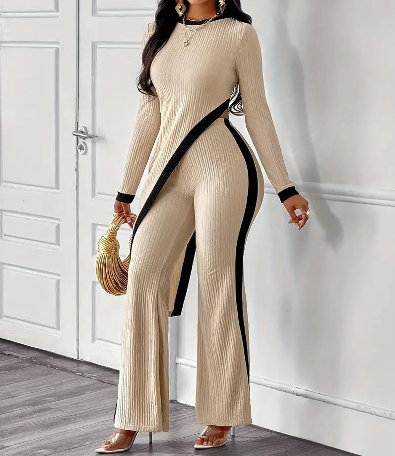 Combinaison décontractée pour femmes en tissu texturé avec des détails contrastants Chic und Stil