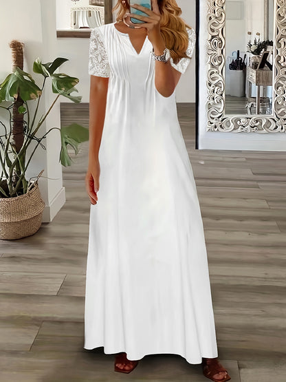 Robe d'été aérienne pour femmes avec des accents en dentelle raffinés Chic und Stil