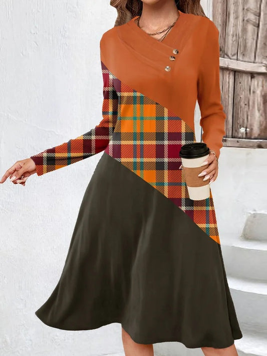 Robe maxi femme avec design à carreaux asymétrique et élégants détails de boutons Chic und Stil