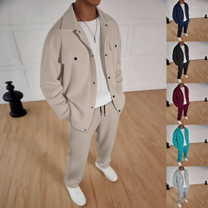 Casual set for men consisting of a striped coat and comfortable jogging pants Chic und Stil