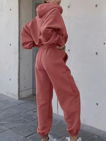 Femme Pull à capuche confortable avec coupe décontractée et poches pratiques Chic und Stil