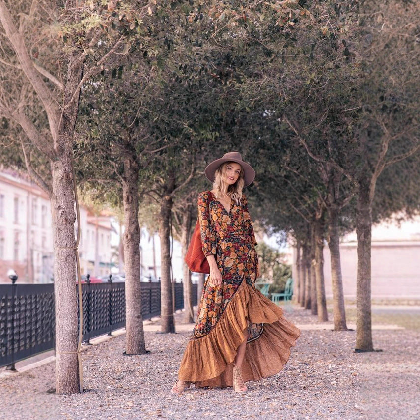 Robe portefeuille pour femmes avec design floral et manches élégantes Chic und Stil