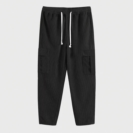 Comfortable cargo sweatpants for men with elastic waistband and side pockets Chic and Style