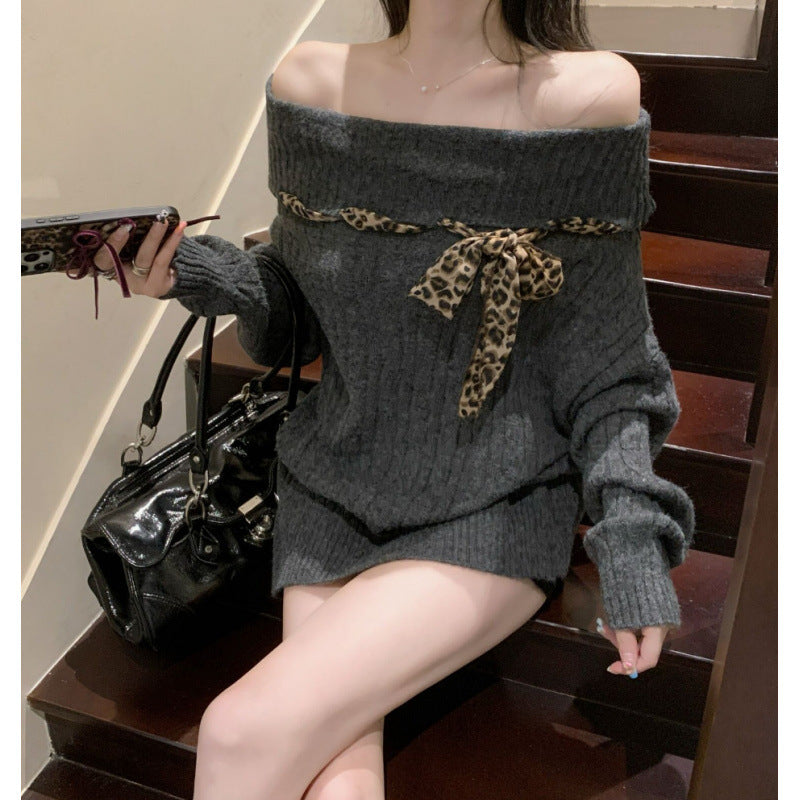 Pull en grosses mailles pour femmes avec épaule dénudée et accent de nœud ludique Chic und Stil