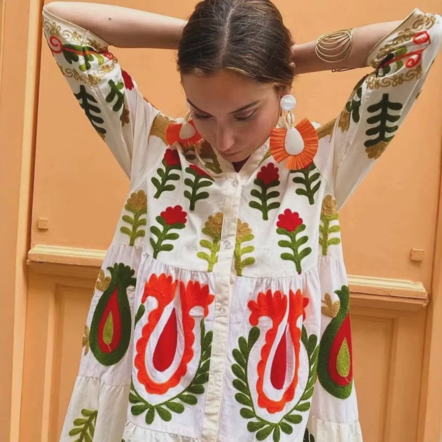Robe maxi femme avec motif floral et ourlet fluide Chic und Stil
