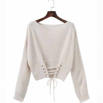 Pull femme avec décolleté dans le dos profond et détails de lacets décoratifs Chic und Stil