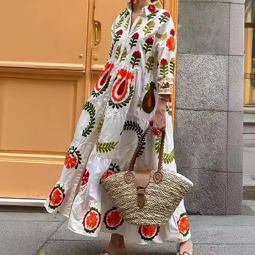 Robe à manches longues à carreaux pour femmes avec broderies florales Chic und Stil