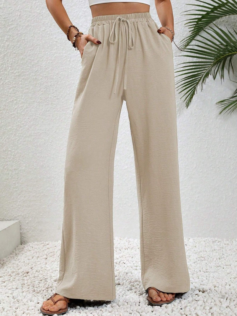 Loose-fit leisure pants for women with an elastic waistband and practical side pockets Chic and Style