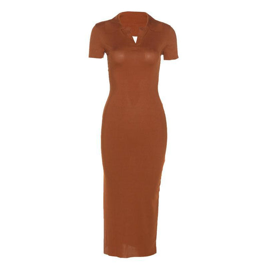 Dames Élégant Robe Maxi avec silhouette étroite et col à la mode Chic und Stil