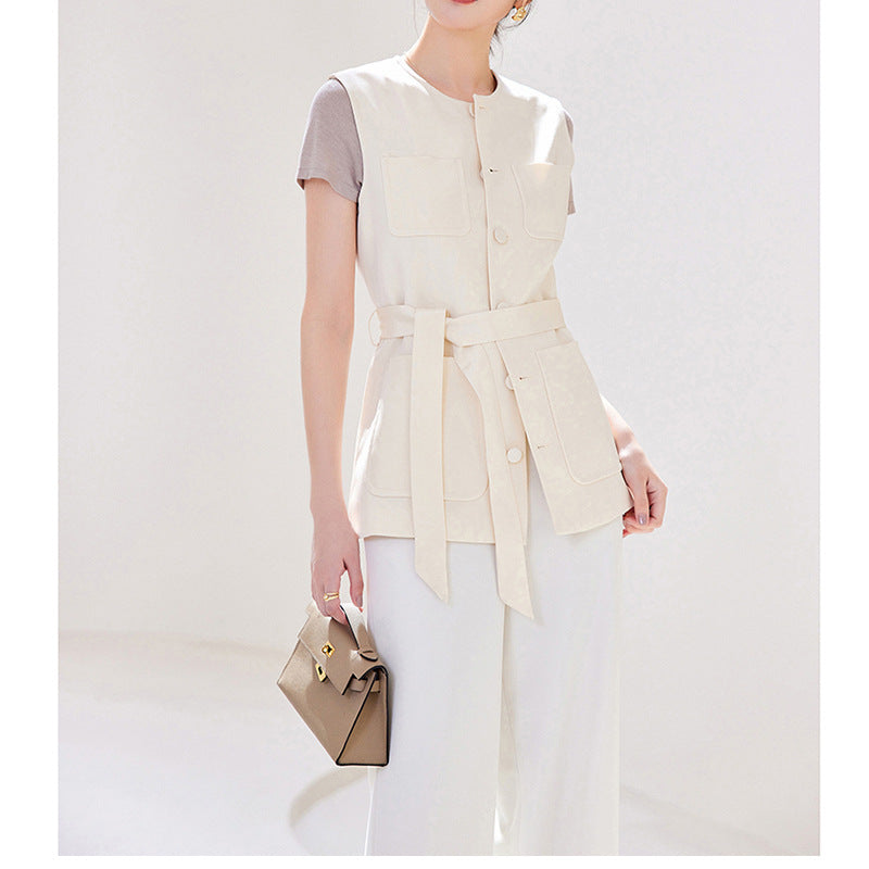 Gilet utilitaire cropped contemporain pour femmes Chic und Stil