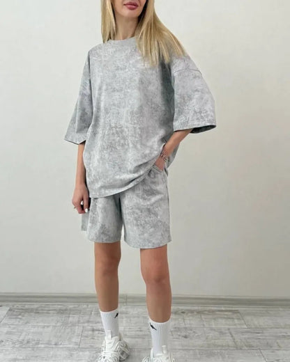 Dames ensemble décontracté à manches courtes en matériau doux avec shorts confortables Chic und Stil