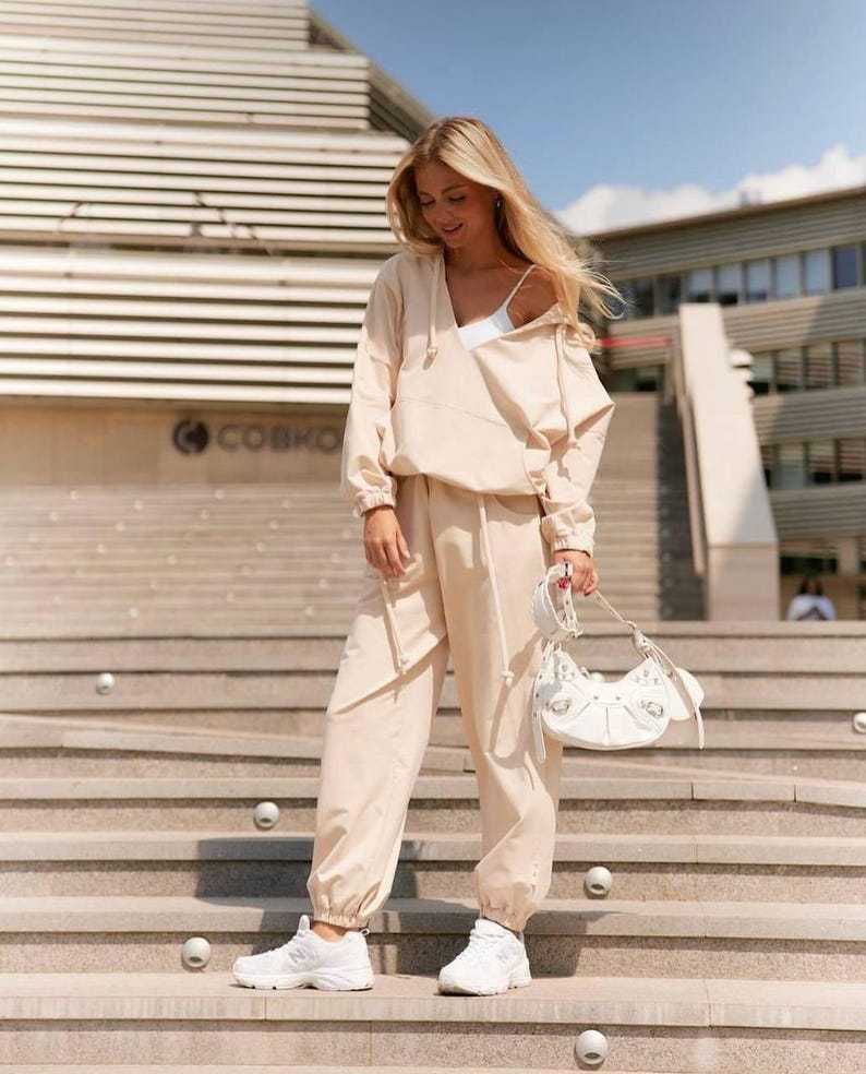 Dames Freizeit-JumpSuit avec coupe décontractée et poches pratiques Chic und Stil