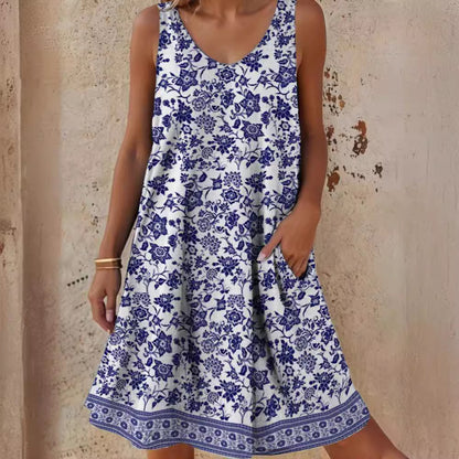 Robe de loisirs pour femmes avec motif floral et poches latérales pratiques Chic und Stil