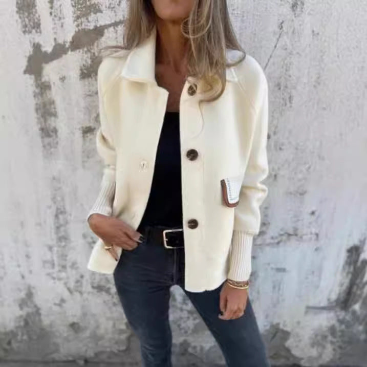 Women's comfortable cardigan jacket with buttons, chic and stylish