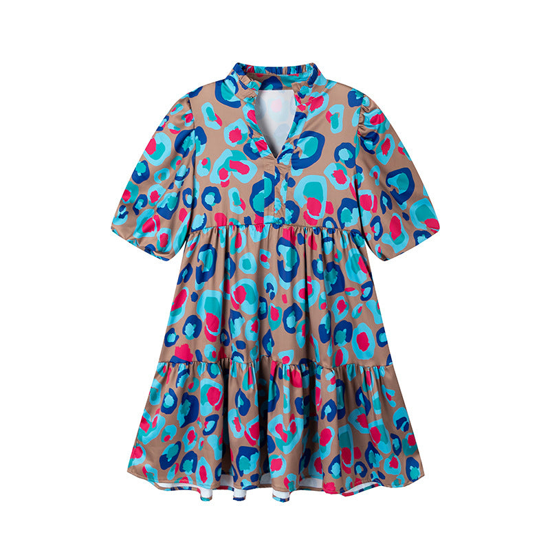 Robe courte à volants fluide pour femmes avec imprimé coloré Chic und Stil