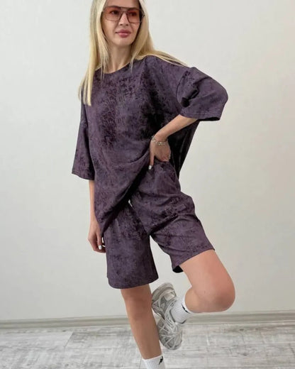 Dames ensemble décontracté à manches courtes en matériau doux avec shorts confortables Chic und Stil