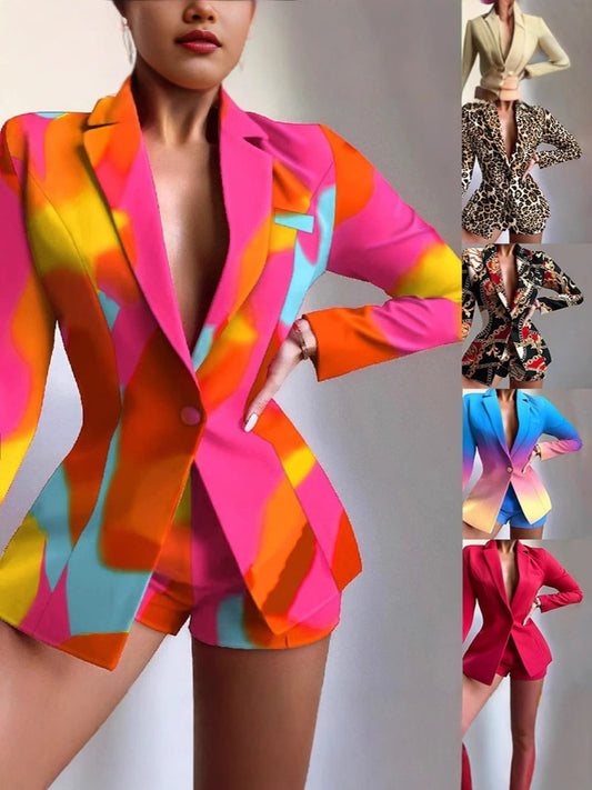 Veste pour femmes ensemble dynamique avec shorts et jeu de couleurs moderne Chic und Stil