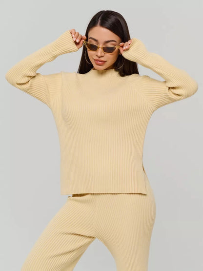 Women's ribbed knit pullover with a relaxed fit and a wide collar Chic and Style