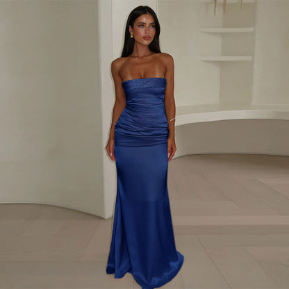 Robe de soirée satin sans bretelles Chic und Stil