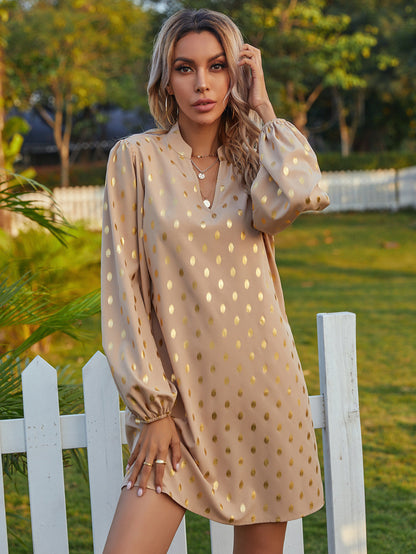Robe portefeuille élégante pour femmes avec des pois scintillants et des manches longues Chic und Stil
