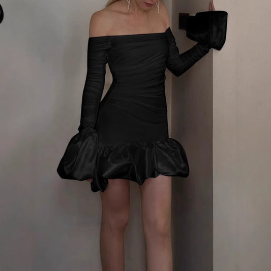 Robe mini romantique pour femmes à épaules dénudées avec manches bouffantes et ourlet à volants Chic und Stil
