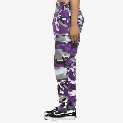 Men's cargo pants with modern camouflage design Chic and Style